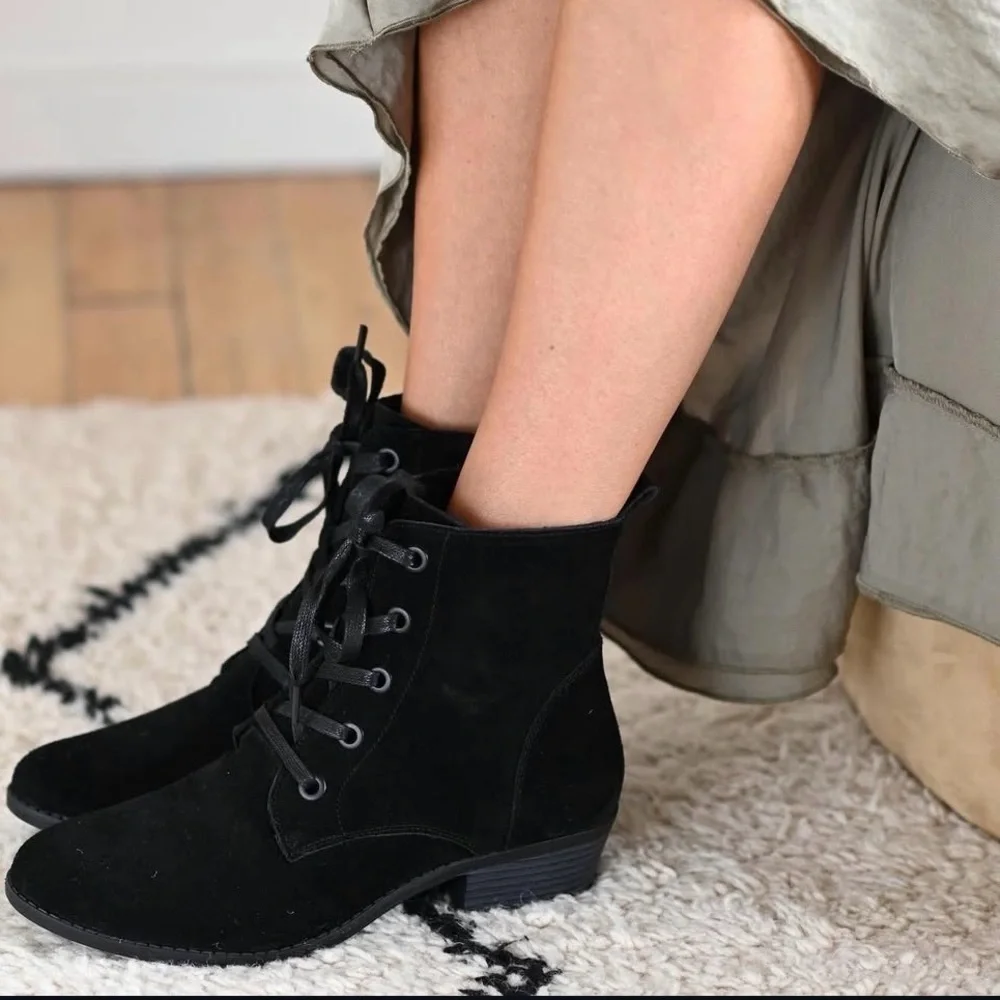 Aqua Diva Darie water resistant suede black granny boots